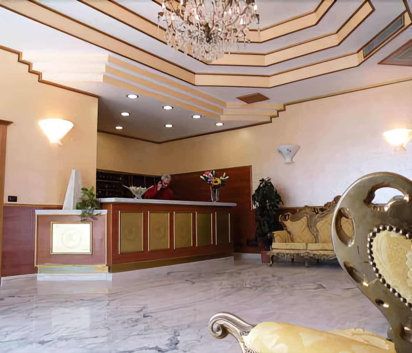 Hotel Centrale サバウディア エクステリア 写真